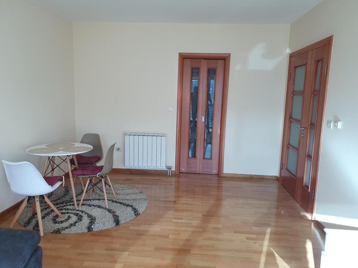 Great Location Two Bedroom Apatment "Maxim" Podgoriţa Exterior foto