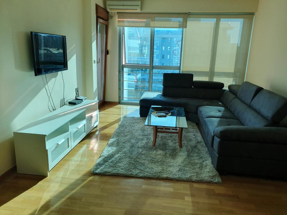 Great Location Two Bedroom Apatment "Maxim" Podgoriţa Exterior foto