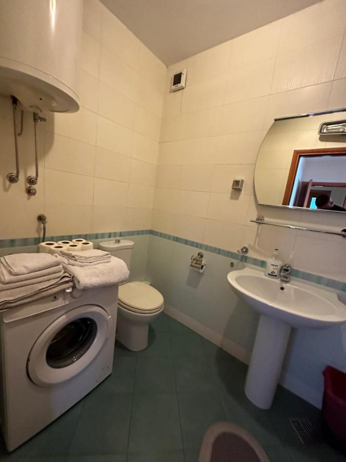 Great Location Two Bedroom Apatment "Maxim" Podgoriţa Exterior foto